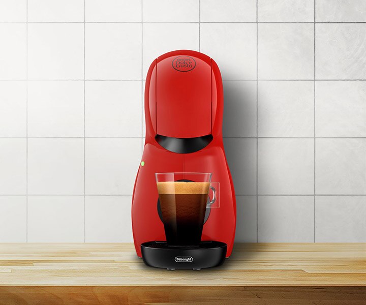 Close Up Piccolo XS Red Coffee Machine NESCAFÉ® Dolce Gusto®